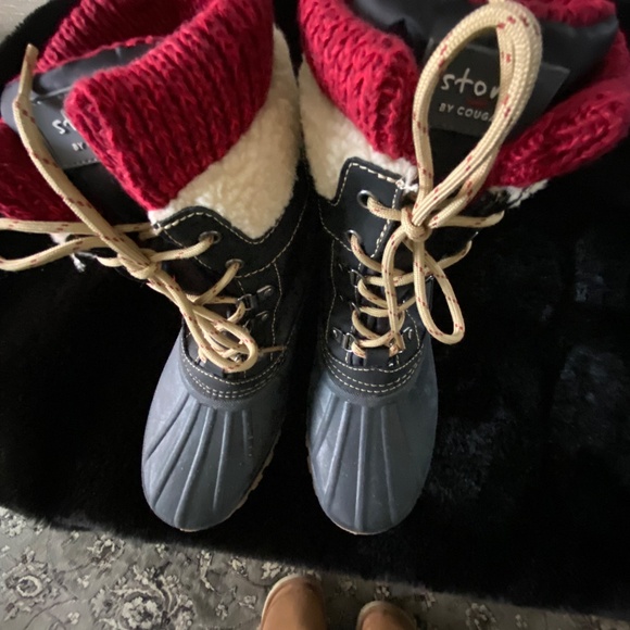 Storm Creek Winter Waterproof Boots - Picture 4 of 9